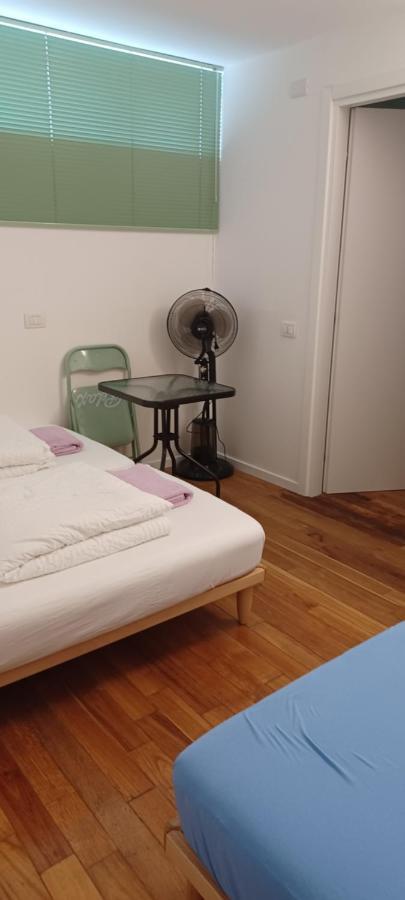 Como 3 B&B Bagian luar foto