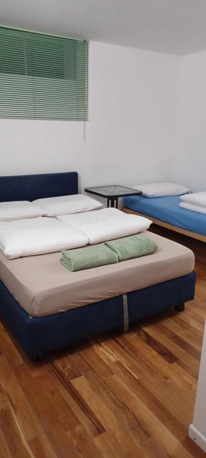 Como 3 B&B Bagian luar foto